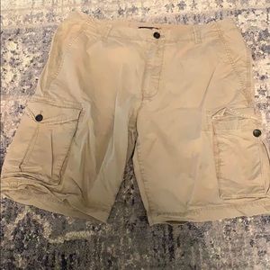 Men’s Banana Republic Cargo Shirts Khaki Size 34
